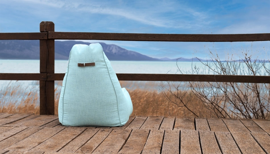 frey-yacht-custom-cushion-bespoke-collection-handcrafted-pillows-loose-yacht-furniture