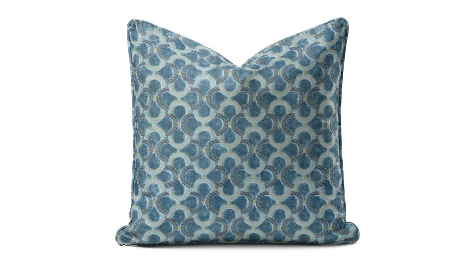 Frey-yacht-cushion-elegance-handcrafted-bespoke-design