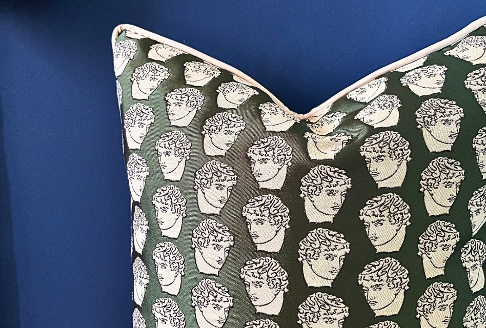 Emerald Adriatic Muse cushion - Image 2